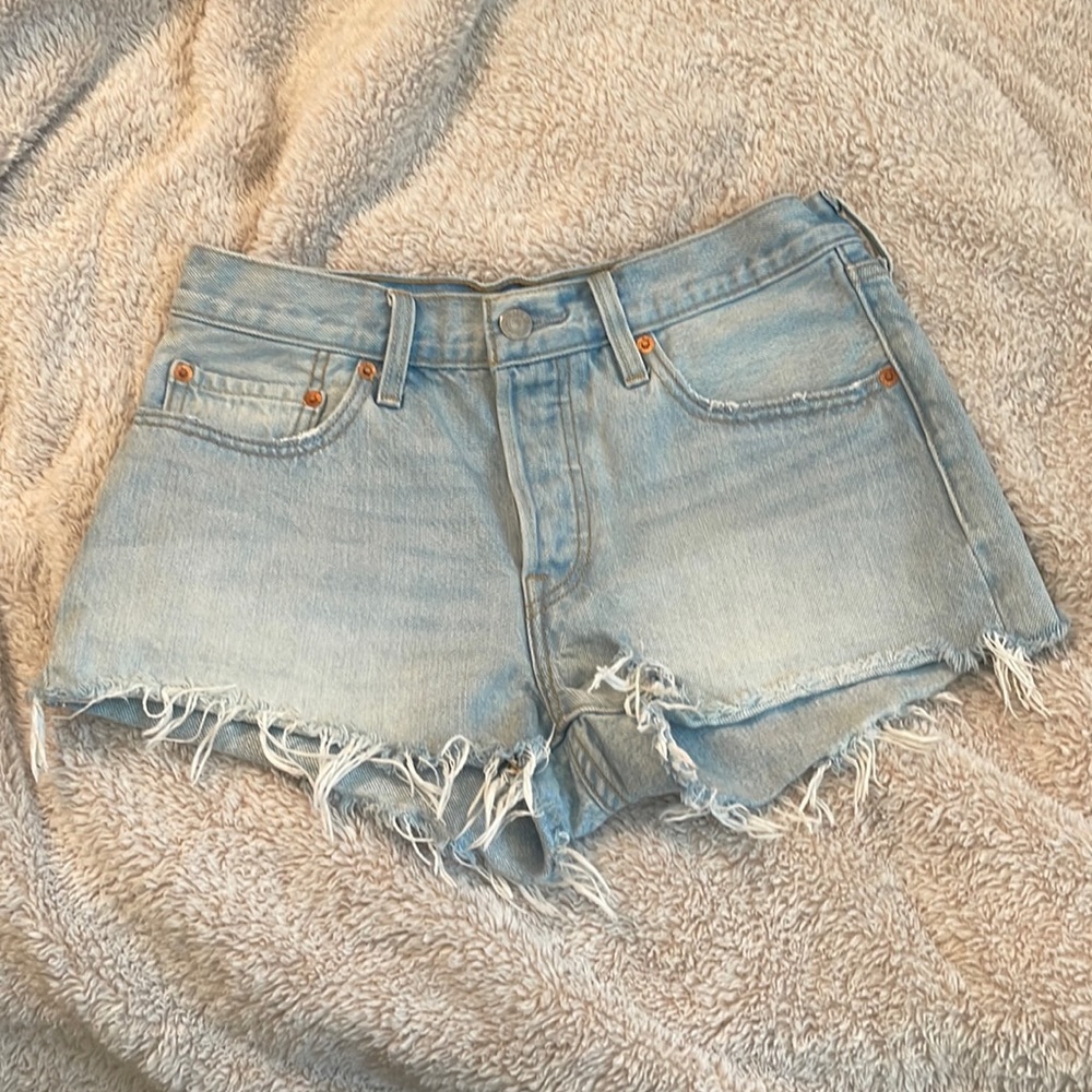 Levi’s 501 shorts